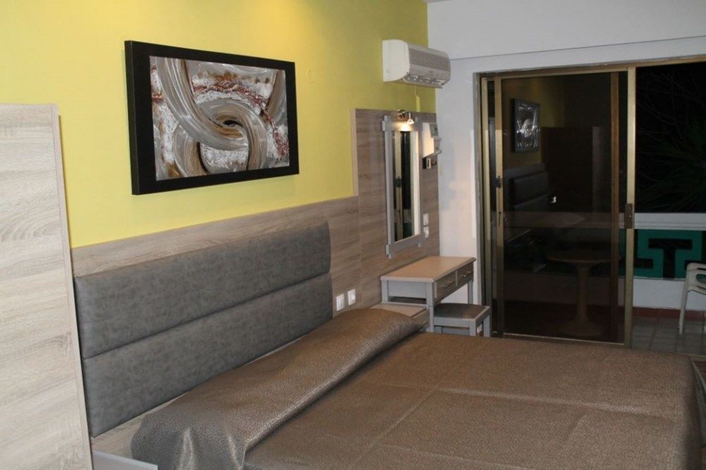 Melody Studios Faliraki Bagian luar foto